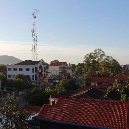 帕玛酒店 Kampong Chhnang 外观 照片