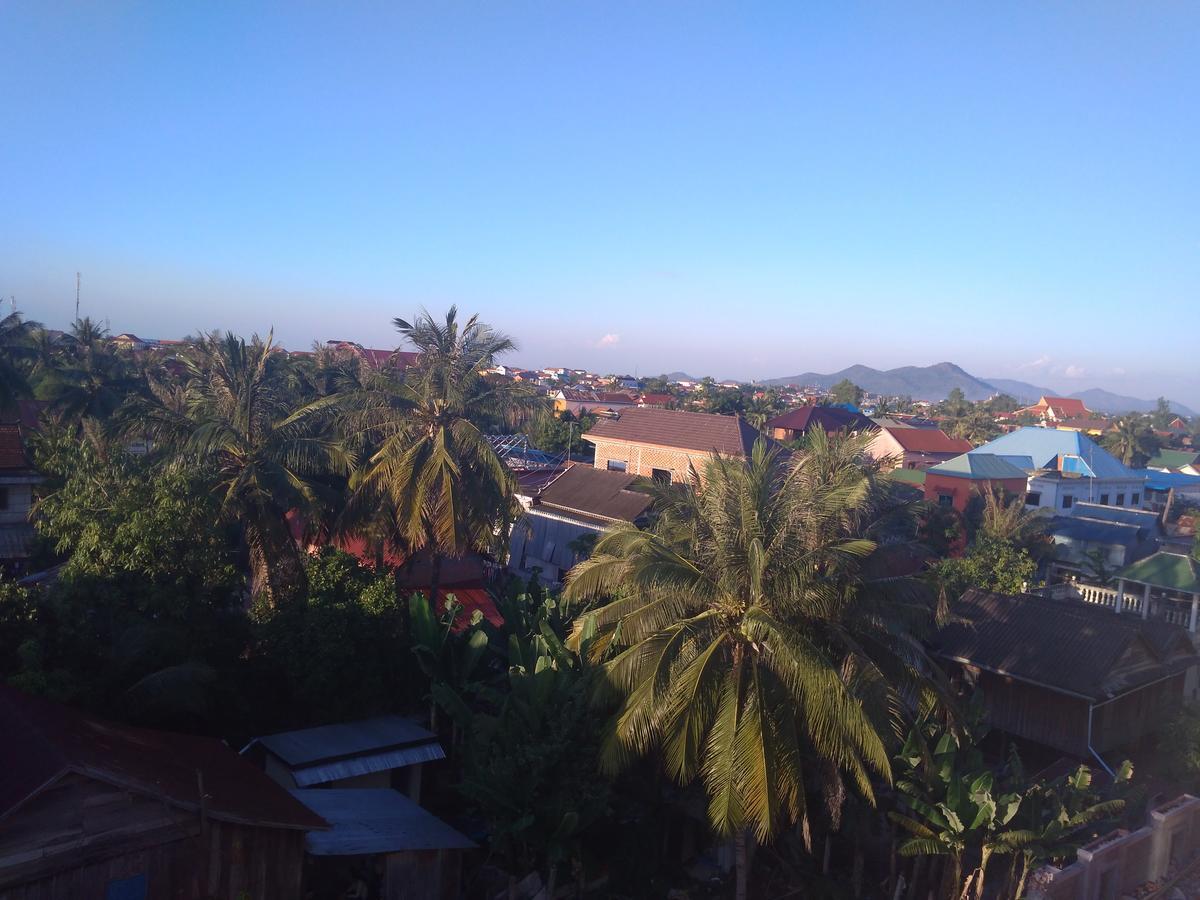 帕玛酒店 Kampong Chhnang 外观 照片