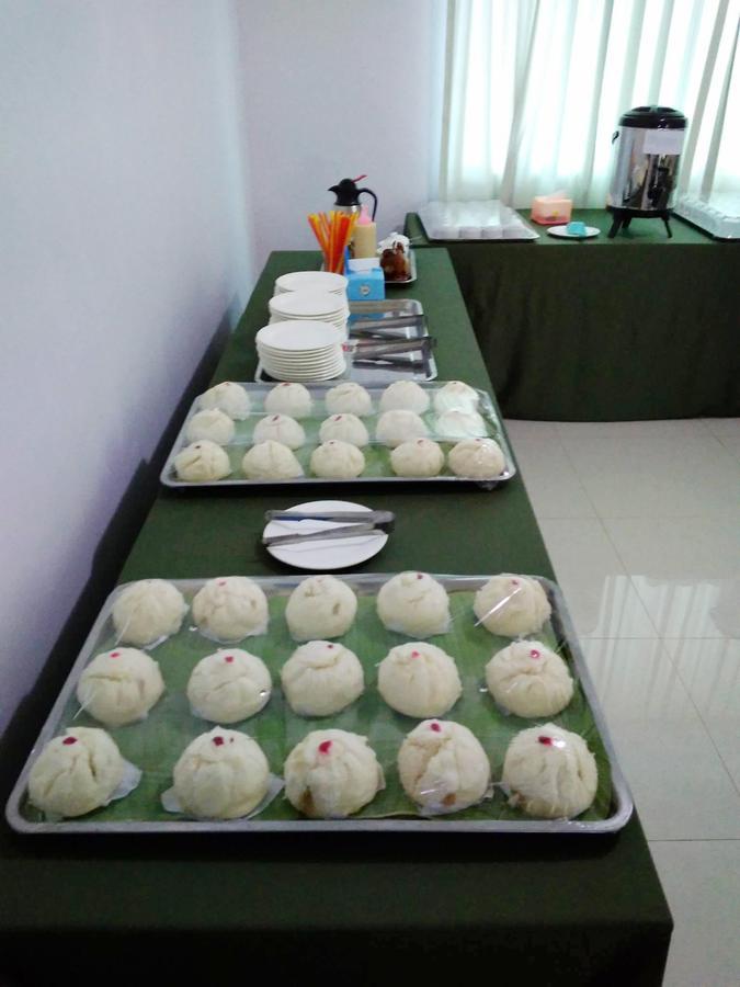 帕玛酒店 Kampong Chhnang 外观 照片