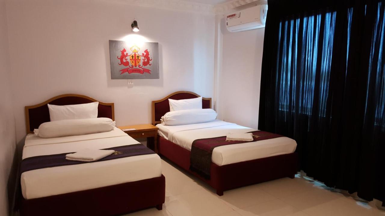 帕玛酒店 Kampong Chhnang 外观 照片