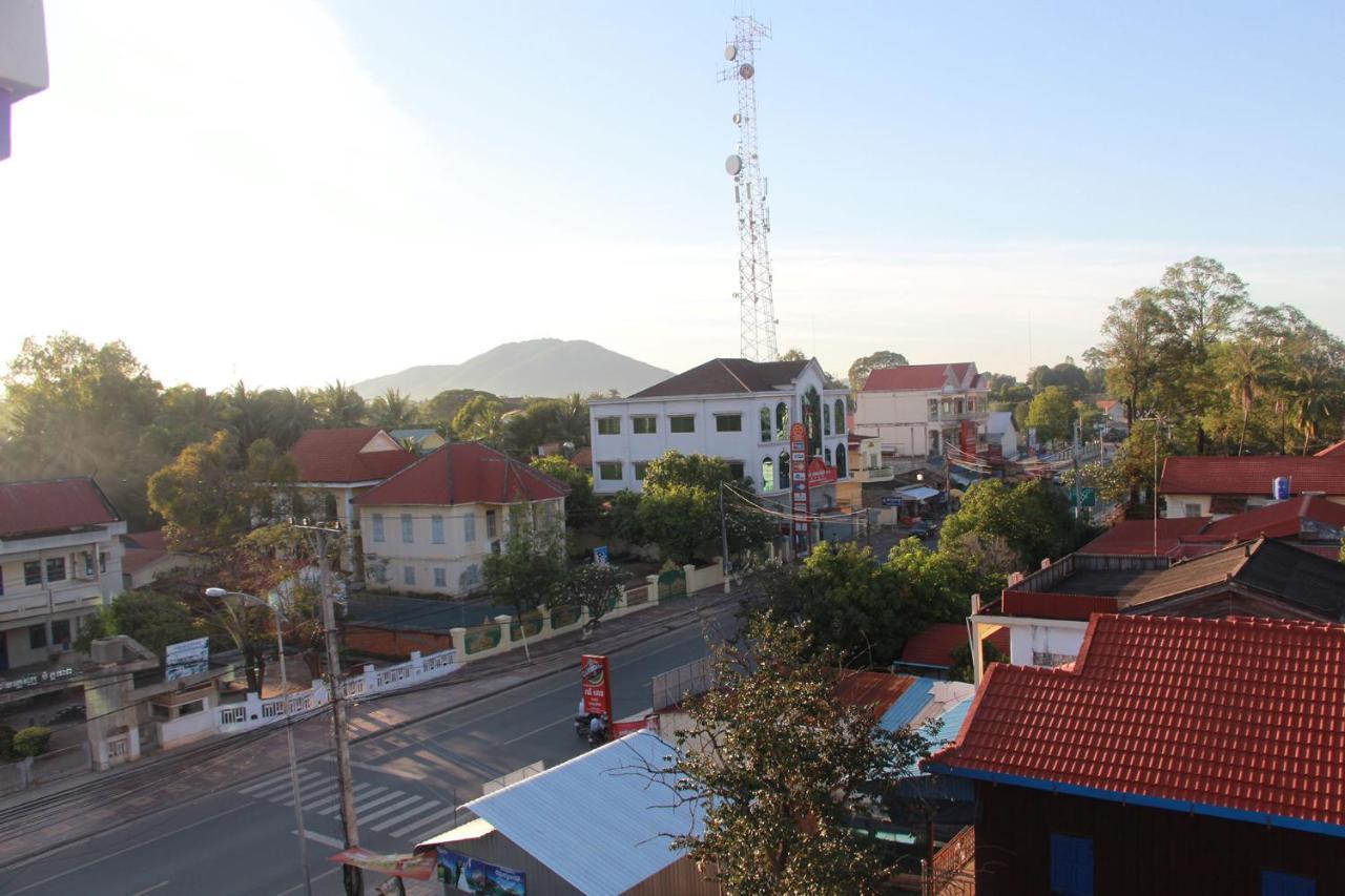 帕玛酒店 Kampong Chhnang 外观 照片